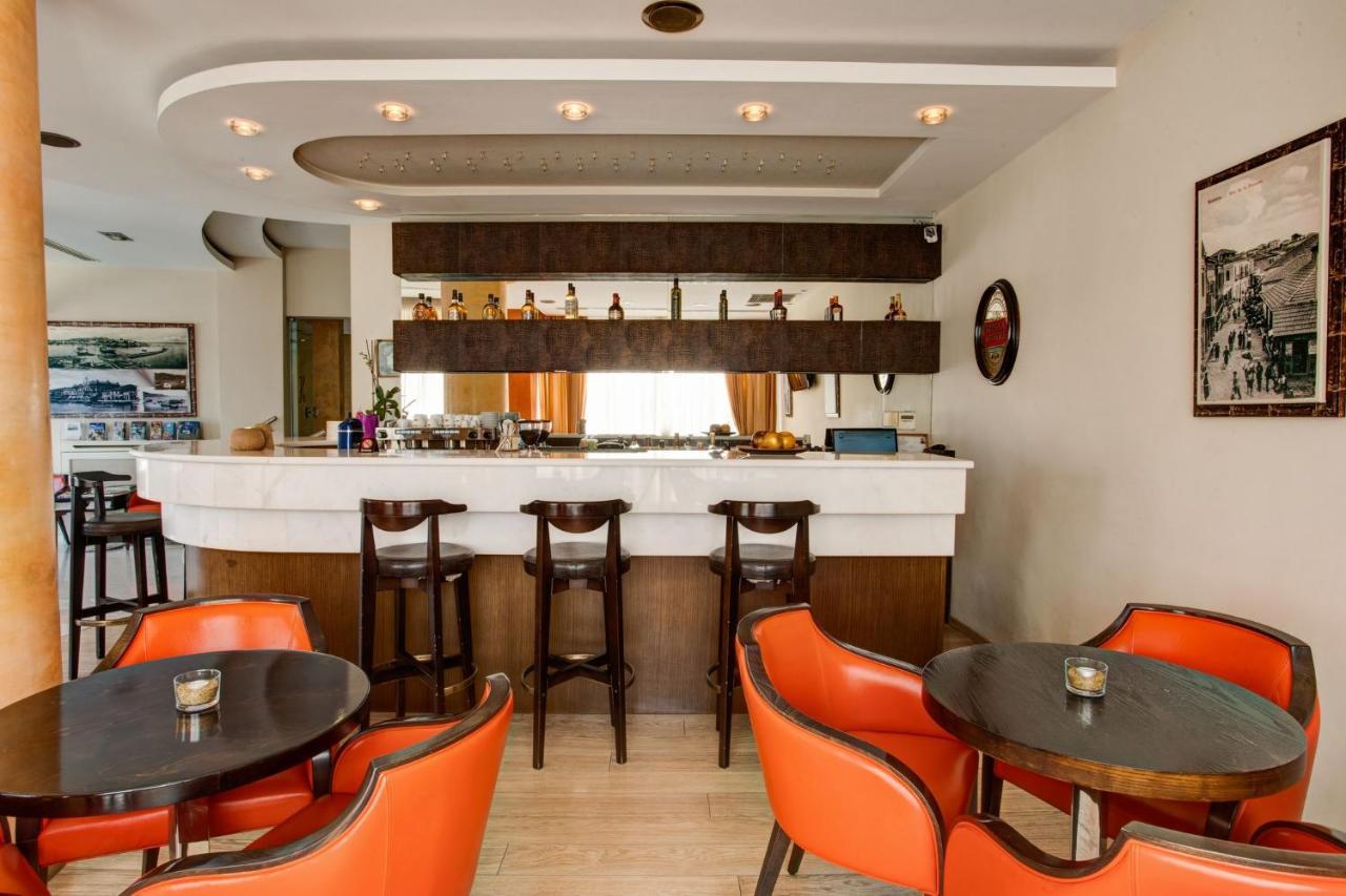Blue Sea Hotel Mytilíni Екстериор снимка